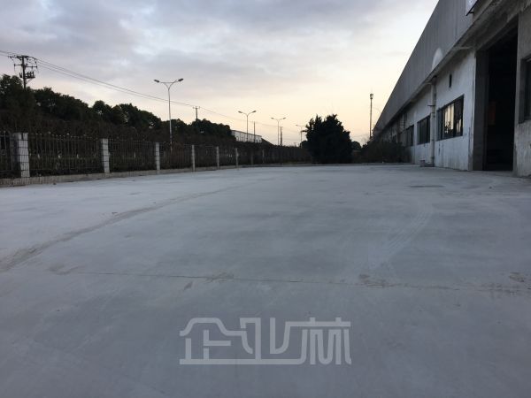 厂房正门图