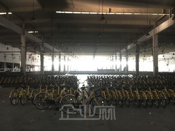 仓库正门图
