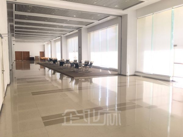 办公正门图