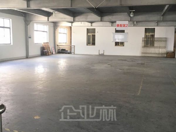 仓库正门图