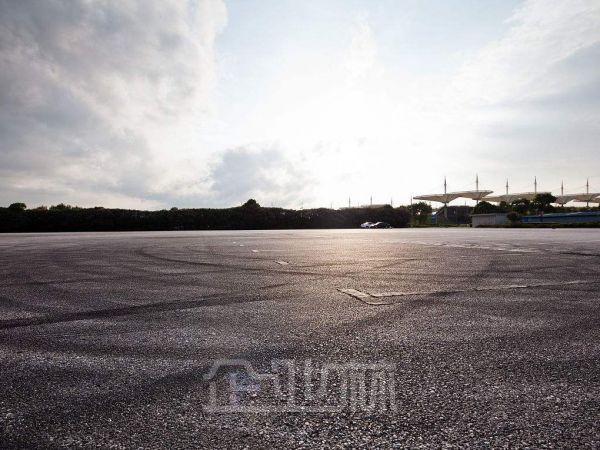 土地正门图