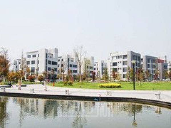 厂房内饰图