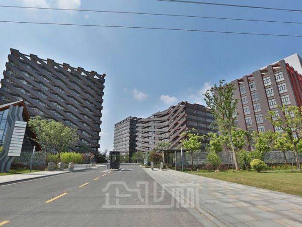 办公正门图