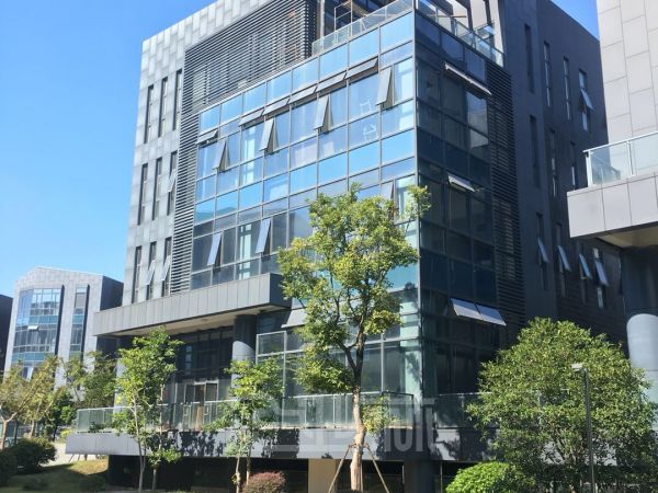 松江G60核心位置 104板块厂房2000平
