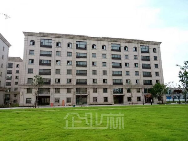 办公正门图