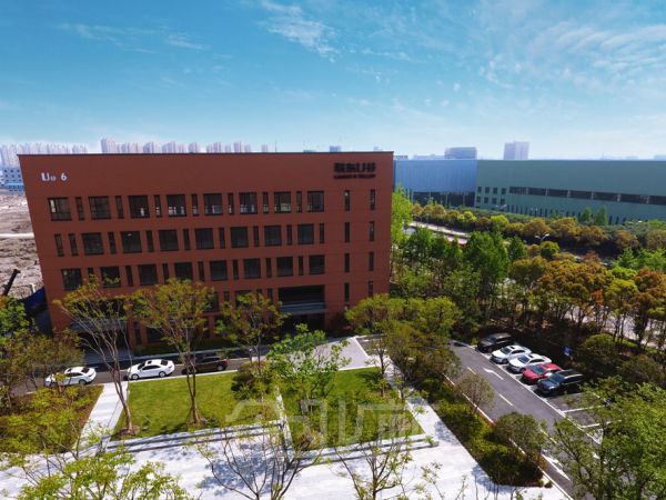 出租上海宝山国际企业港104地块3000平方米标准厂房