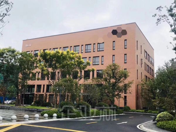 厂房正门图