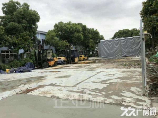 出租青浦白鹤独门独院500平工业用地(适合堆场、停车场)