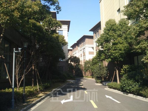 厂房内饰图
