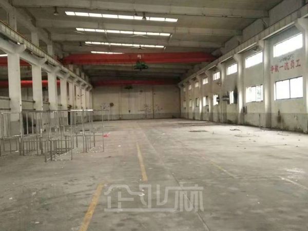 嘉定黄渡工业园2400平单层厂房对外出租 租金1.3元/天/平米