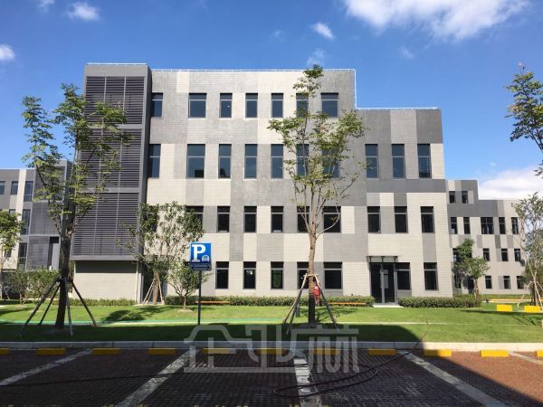 松江工业区 新建104板块三层厂房1588平 便宜出售