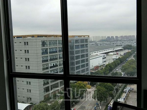 办公正门图