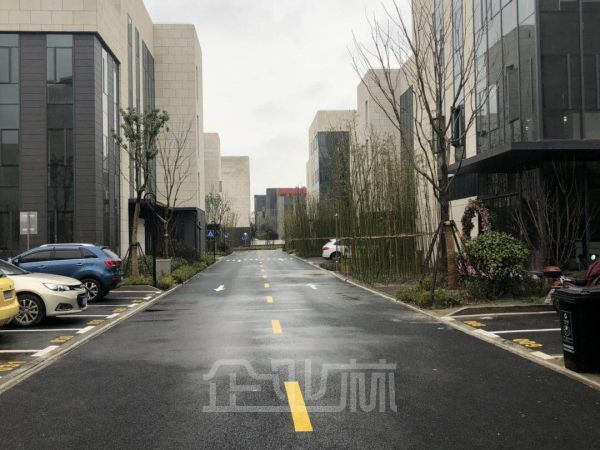 宝山独栋104版块3层730平米出售