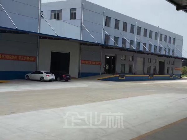 淀山湖 带消防喷淋高平台仓库5238平 高度9米