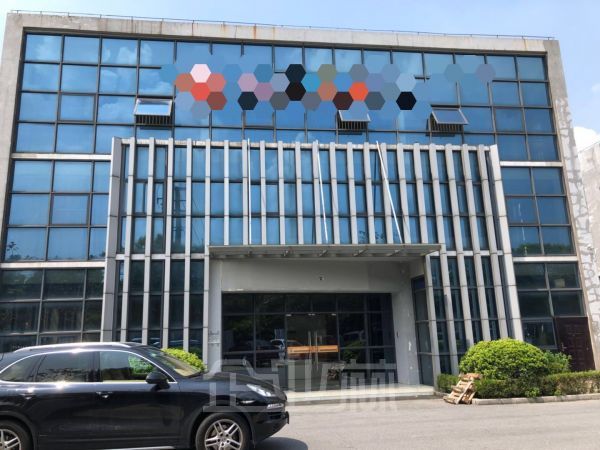 松江工业区 高标准一局四火车头厂房厂房4785平 可租可售