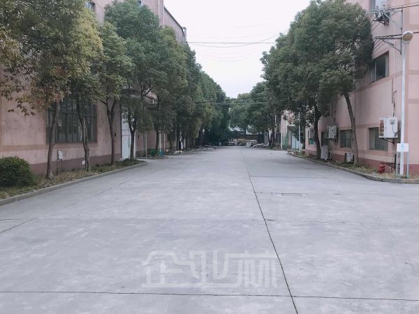 出租:奉贤西渡厂区2楼1800平厂房