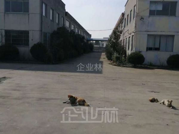 出租:松江车墩104地块独院4200平火车头厂房