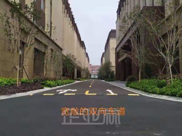 松江新桥1000平双层厂房对外出租 租金1.4元/天/平米(价格可谈)