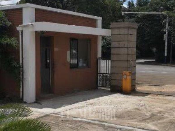 苏州吴江开发区3800平单层架行车厂房出租