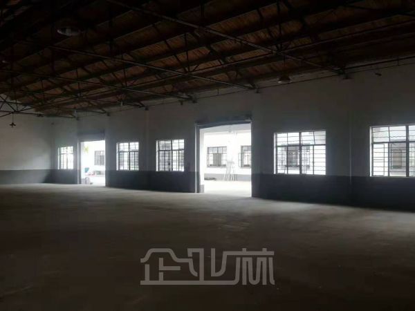 出租:闵行区梅陇镇澄江路厂房 3500平 单层 104版块