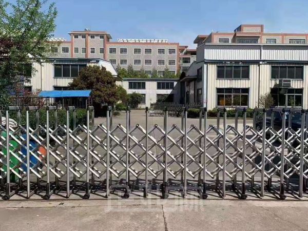 出租:上海闵行莘庄厂房 3800平 单层 104版块