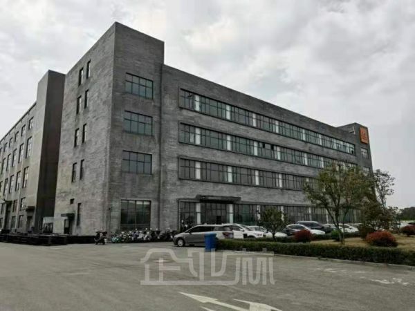 出租:松江区新桥镇卖新公路厂房 2150平 多层 104版块