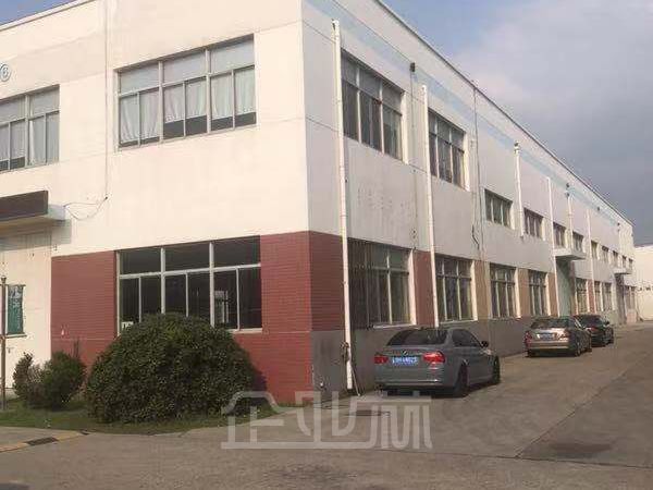 紧邻松江万达2KM 单层厂房3000平 高度11米 行车可架