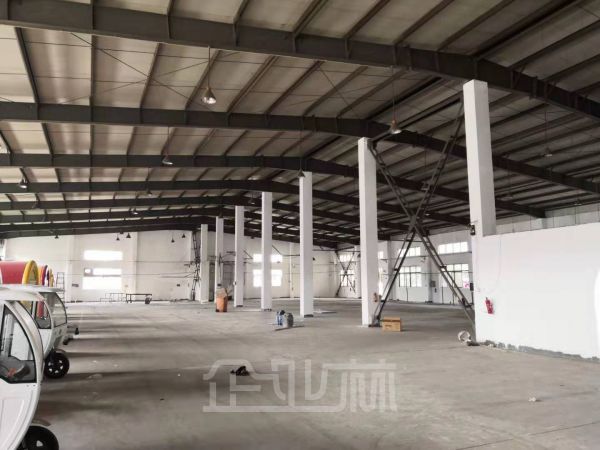 松江新桥2600平单层独门独院厂房对外出租  租金1.2元/天/平米