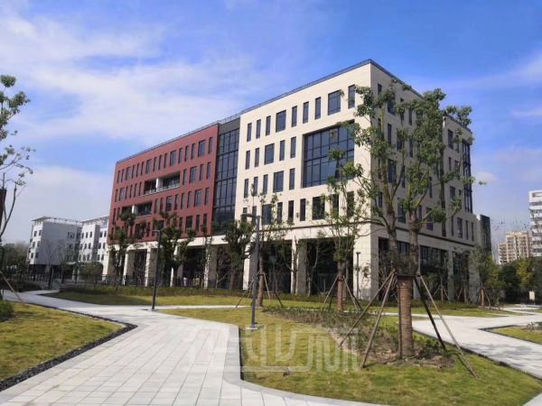 闵行地铁口 104板块研发基地 50000平厂房 租赁面积大小可分