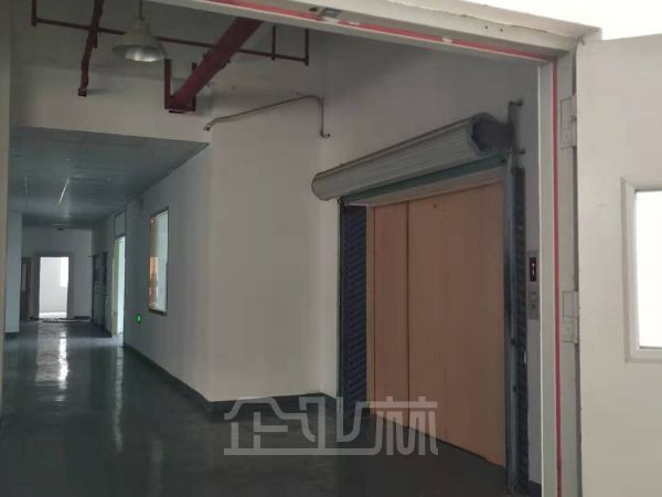 出租青浦区赵巷镇二楼1400㎡厂房104板块,可做环评