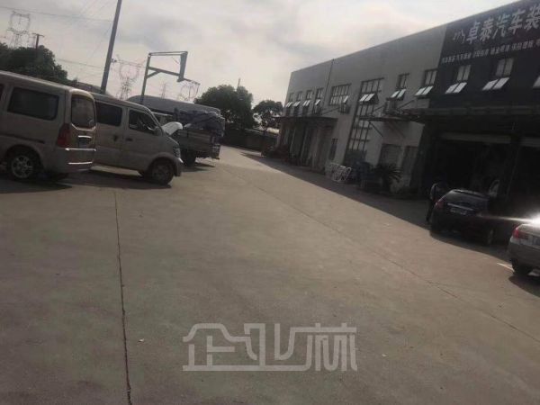 厂房正门图