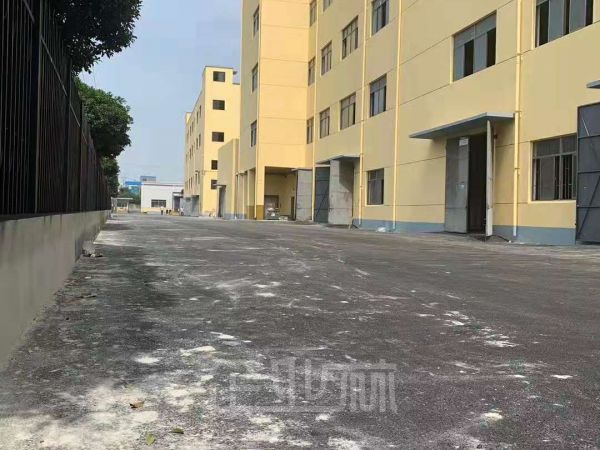 厂房正门图
