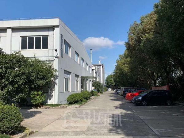 出租:闵行莘庄单层9米层高2640平厂房 可分割