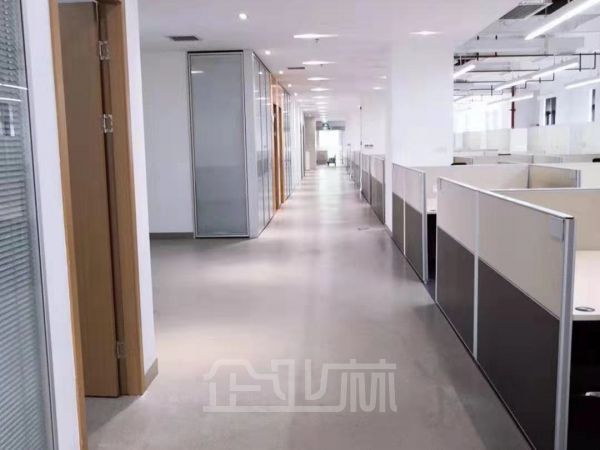 地铁口精装修办公3000平 适合企业总部 已经培育两家上市公司