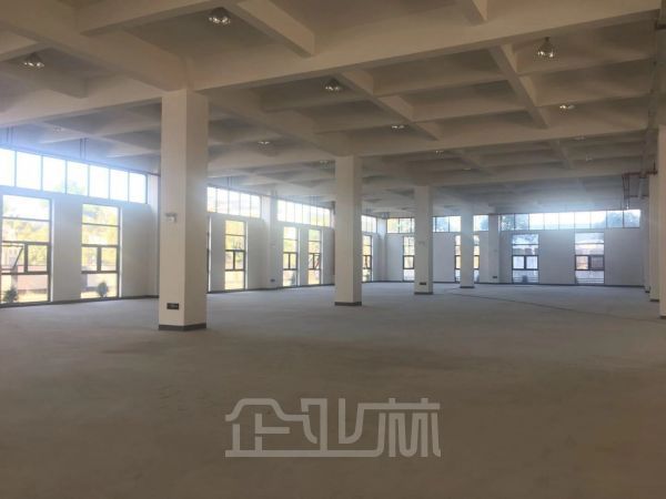 厂房正门图