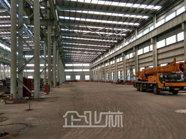 出租松江老城2100平独门独院带行车厂房;