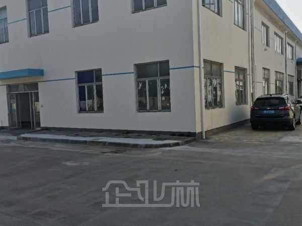 松江万达旁1600平独栋单层厂房对外出租 租金1.35元/天/平米
