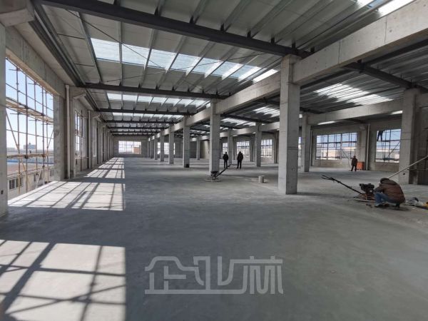 启东高新区5000平底层厂房对外出租 租金0.6元/天/平米(家具可入)