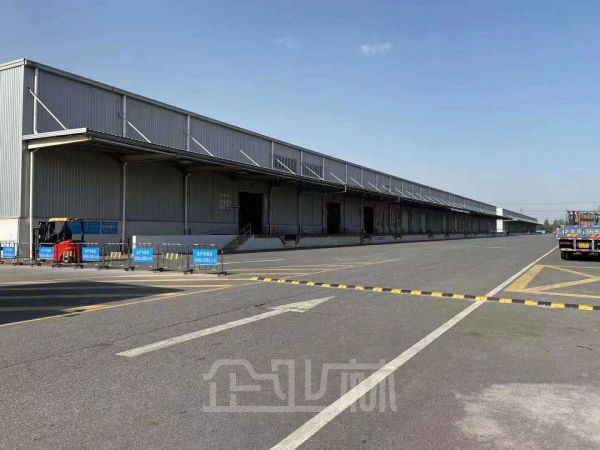 奉贤海湾高平台单边仓库出租面积20000平,场地大,交通便利