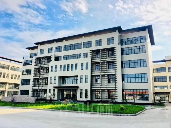 出租上海金山朱泾4300平多层厂房, 市级104地块产证齐全可环评,
