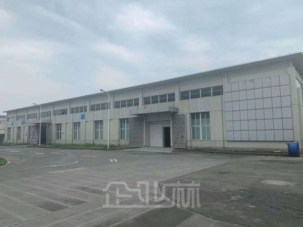 出租104地块浦东南汇工业区独栋单层厂房2500平,形象好无税收要求