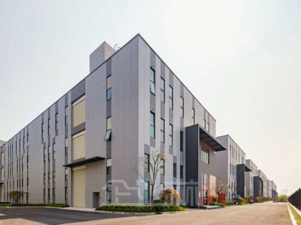 出租:上海松江新桥全新三层小独栋厂房3000平!食品包办!!