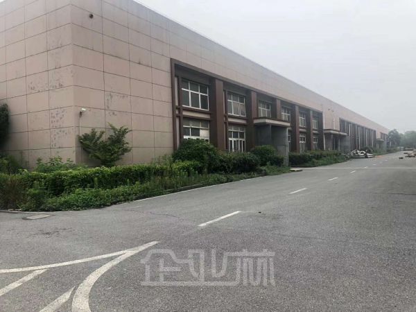 青浦华新镇独门独院双层厂房出租面积35658.68平,配套齐全,花园式厂房,形象好