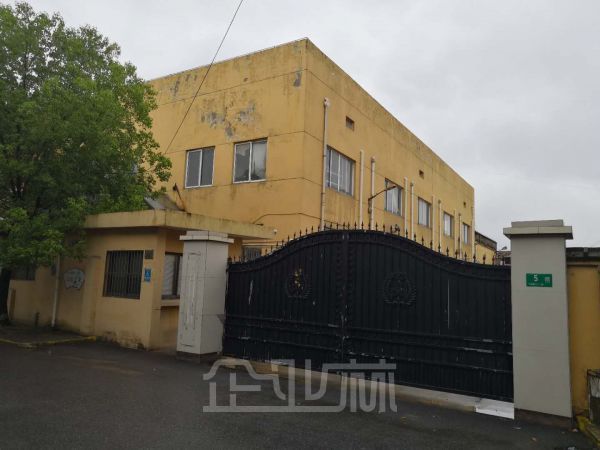 闵行区向阳路2500平方厂房 独门独院