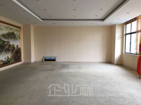 厂房正门图