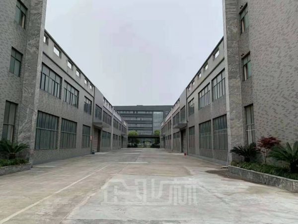 出租浦东火车头厂房 1450平 形象好 环氧地坪