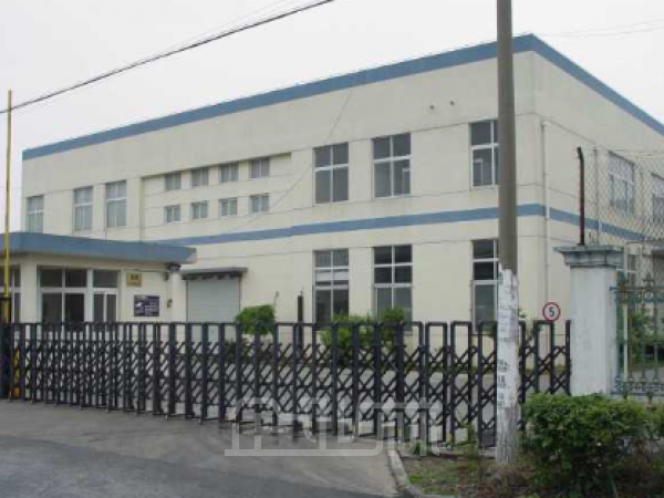 厂房正门图