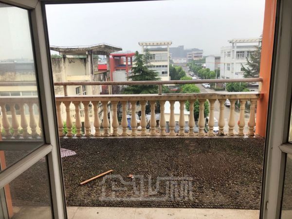 厂房内饰图