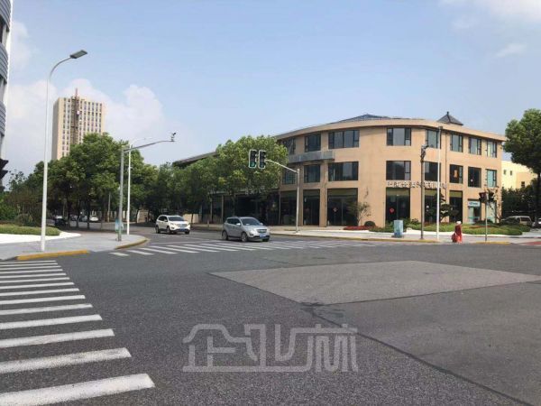 上海吉原服装有限公司厂房出售