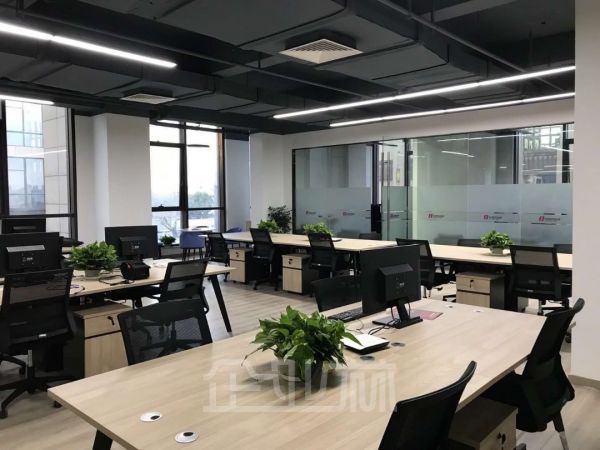 办公正门图